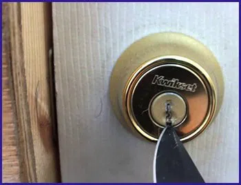 Lower South RI Locksmith Store Lower South , RI 401-424-4039